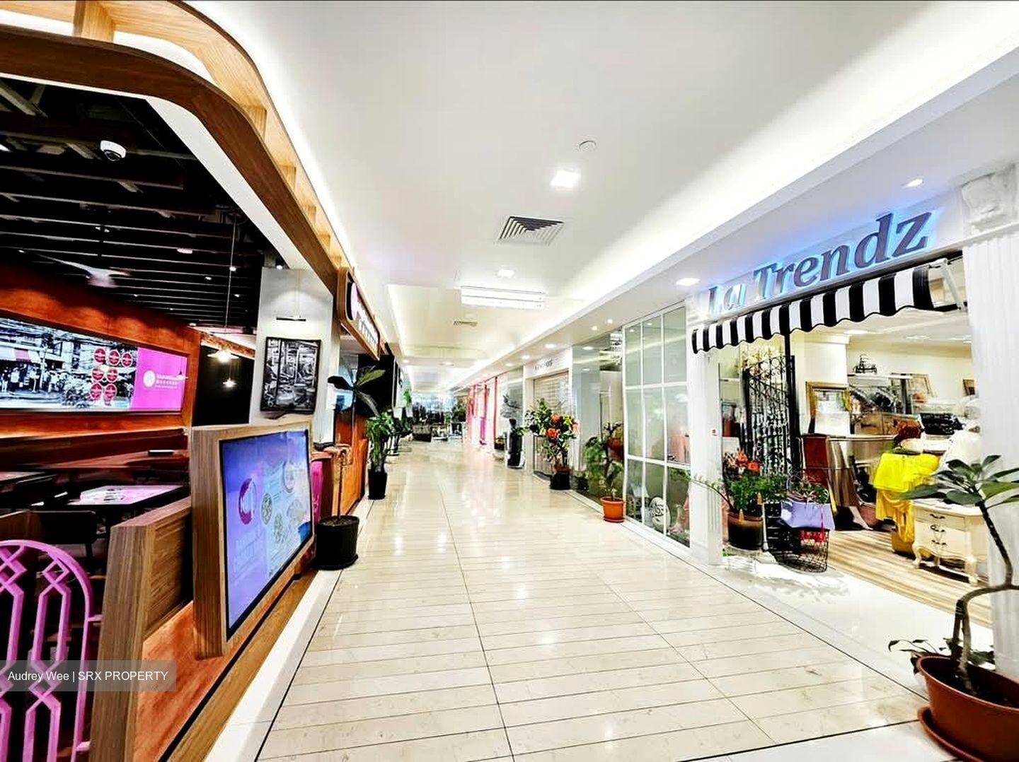 Anchorpoint Shopping Centre (D3), Shop House #540086491